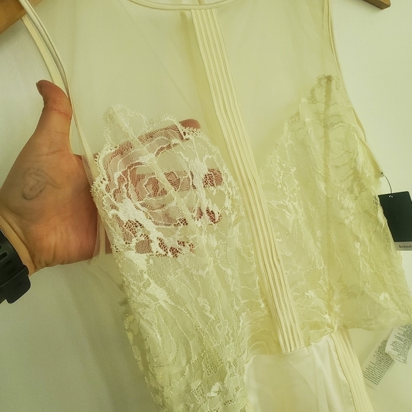 Calvin Klein Ivory Spring Rose Bodysuit - Picture 7 of 15